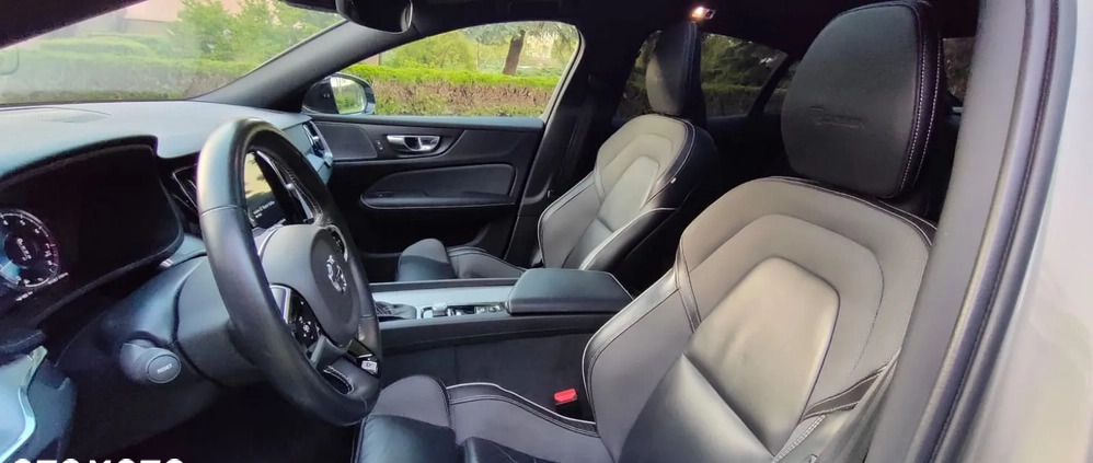 Volvo S60 cena 149000 przebieg: 99300, rok produkcji 2019 z Lublin małe 352